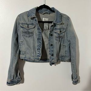 Cropped denim jacket
